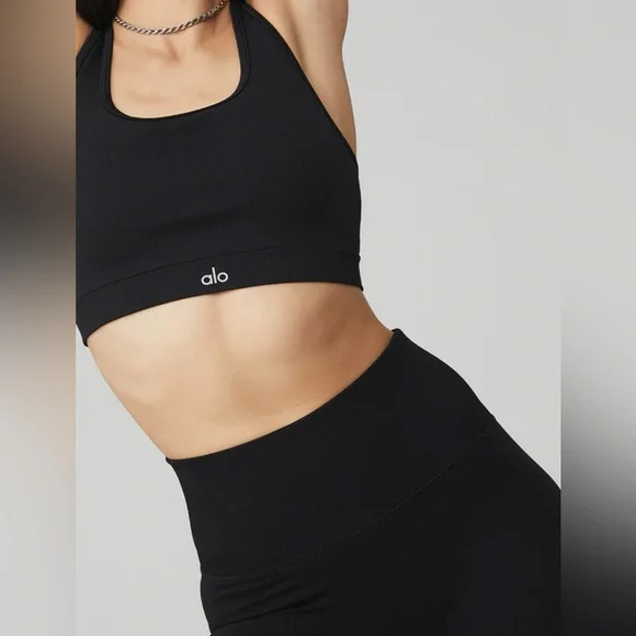 ALO Yoga Leggings - Picture 2 of 4